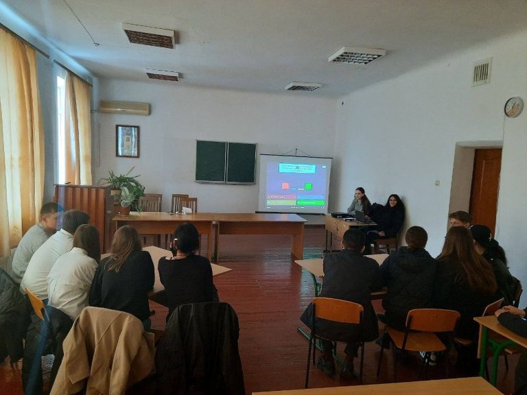 ІНТЕЛЕКТУАЛЬНИЙ КВІЗ МІЖ СТУДЕНТАМИ НННІЕМ ЗУНУ